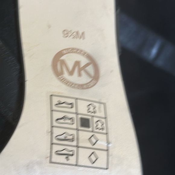 Michael Kors boots size 9 1/2 - Picture 11 of 11